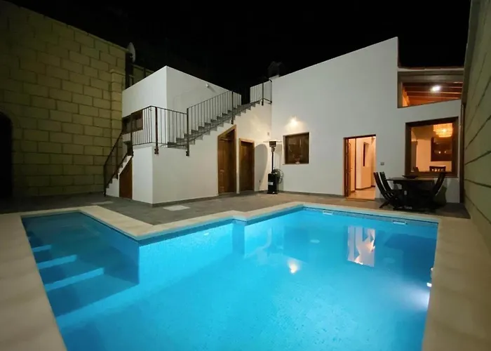 Σπίτι διακοπών Casa America- Private Heated Pool- Sun & Solarium Experience
